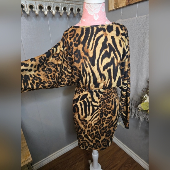 Dresses & Skirts - Venus Dolman Sleeve Animal Print Bodycon Dress